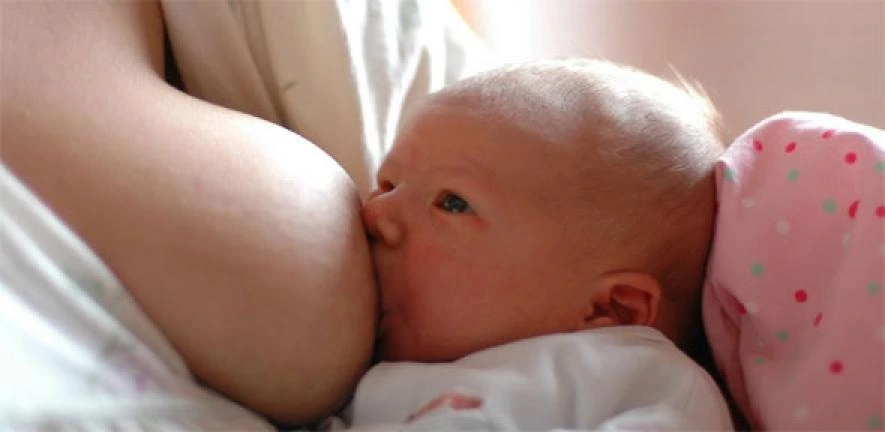 شیر دادن نوزاد به شکل صحیح