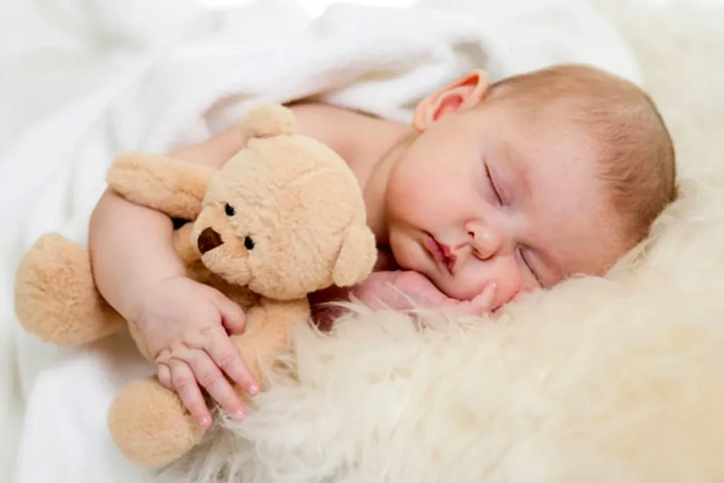 مهم ترین دلایل ناله کردن نوزاد در خواب